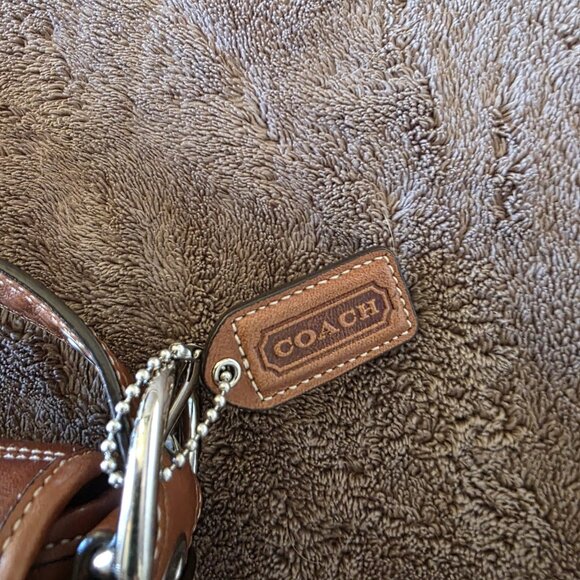 Coach F10188 Soho Small Hobo Shoulder Bag Tan Leather w/ Dustbag Authenticated - Picture 8 of 16